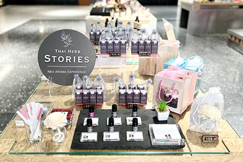 タイ製アロマブランド「Thai Herb Stories」